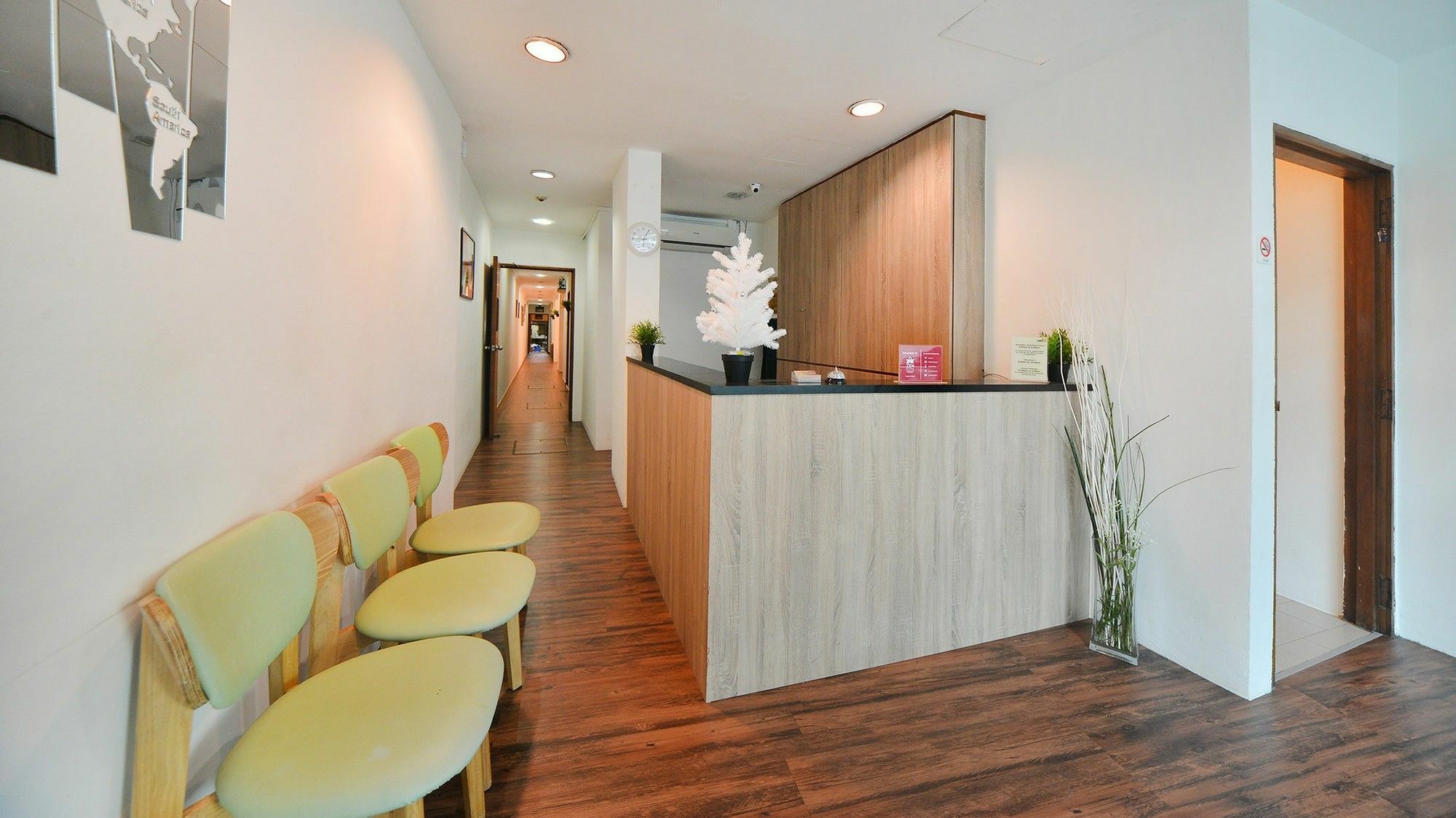 Zen Hostel Aljunied Singapore Bagian luar foto